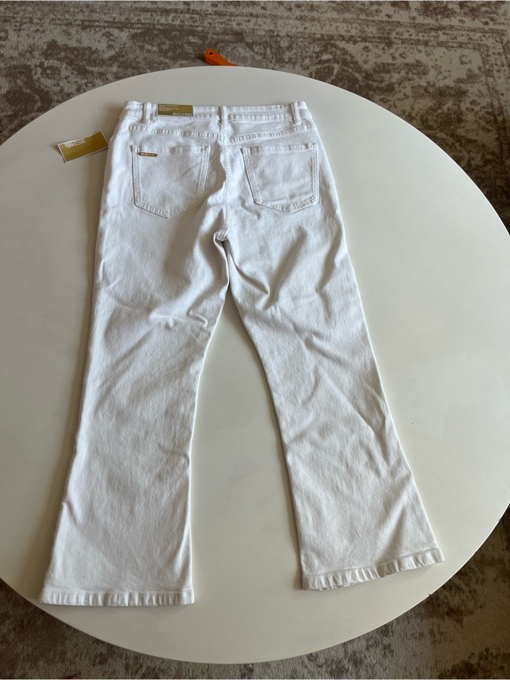 Michael Kors NWT White Selma Corp Flare Jeans with Whip Stitching, Size 6 - Picture 6 of 6